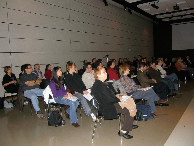 PB050040.JPG - L'auditoire présent à la conférence d'ouverture